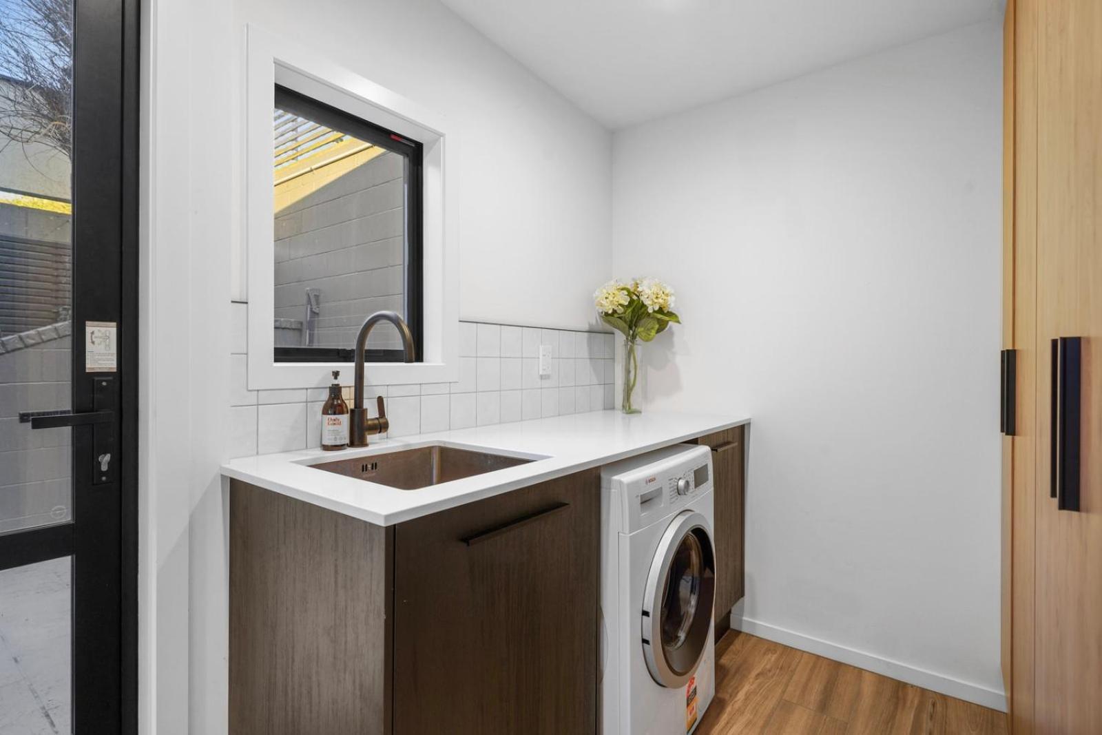 Overdale Oasis Christchurch Extérieur photo
